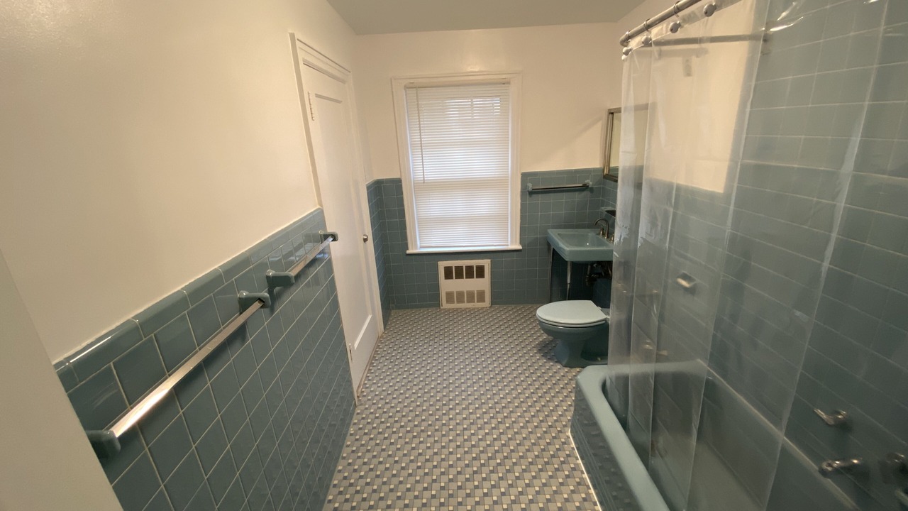 Photo of Bathroom in Queens