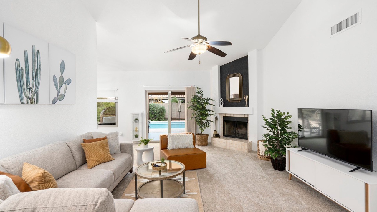 Photo of Livingroom in Gilbert