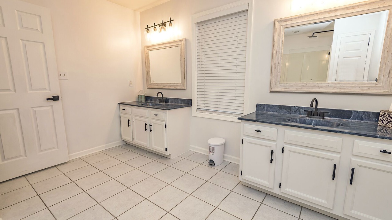 Photo of Bathroom in Cresco