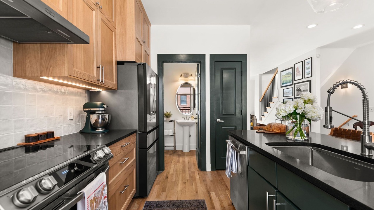 Photo of Kitchen in North Capitol
