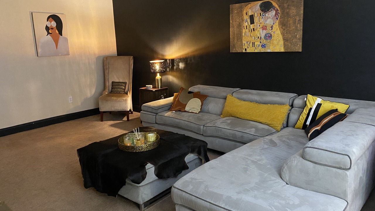 Photo of Livingroom in Aliquippa