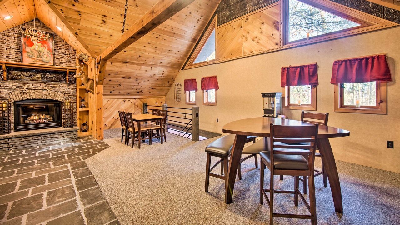 Photo of Livingroom in Reedsville