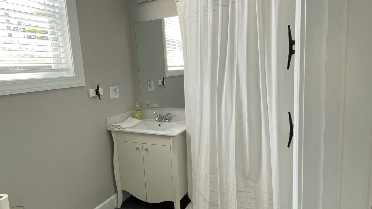 Photo of Bathroom in Huron