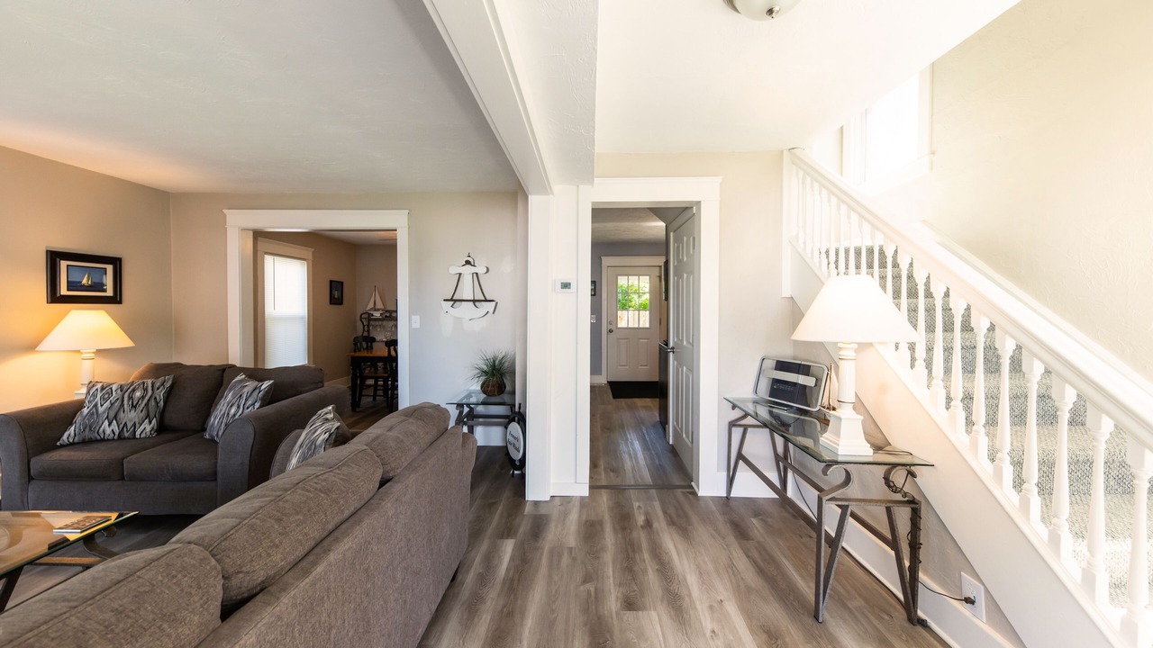 Photo of Livingroom in Lorain