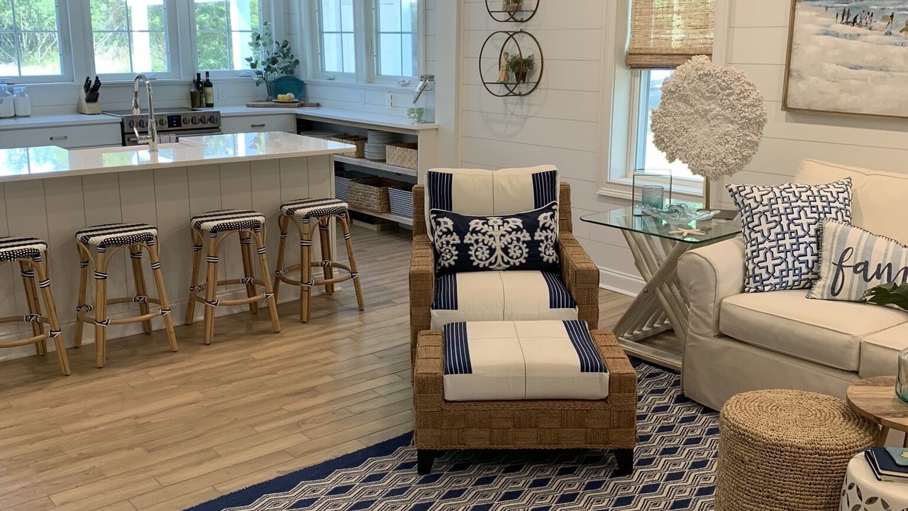 Photo of Livingroom in Kelleys Island