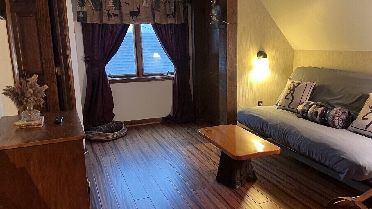 Photo of Livingroom in Bemus Point