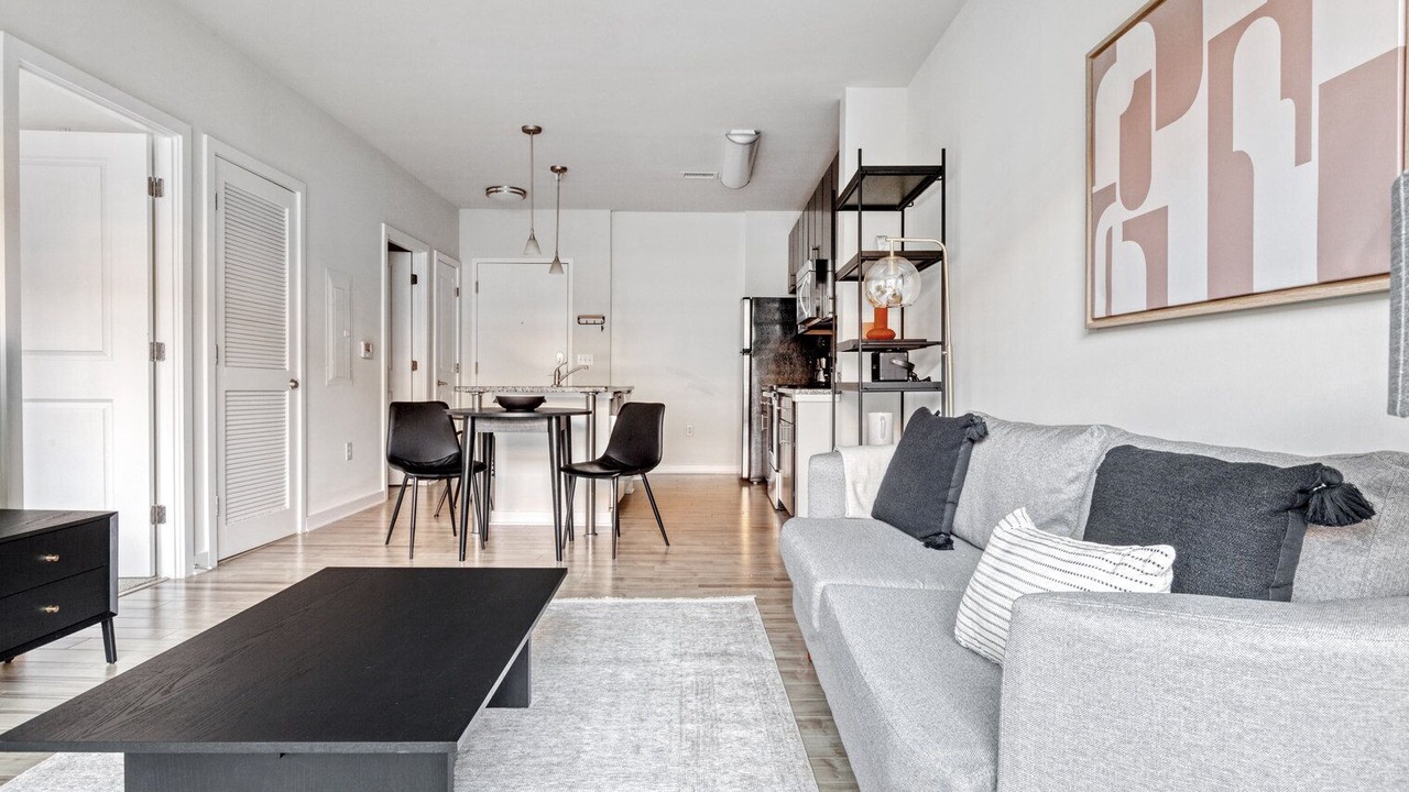 Photo of Livingroom in Near Northeast