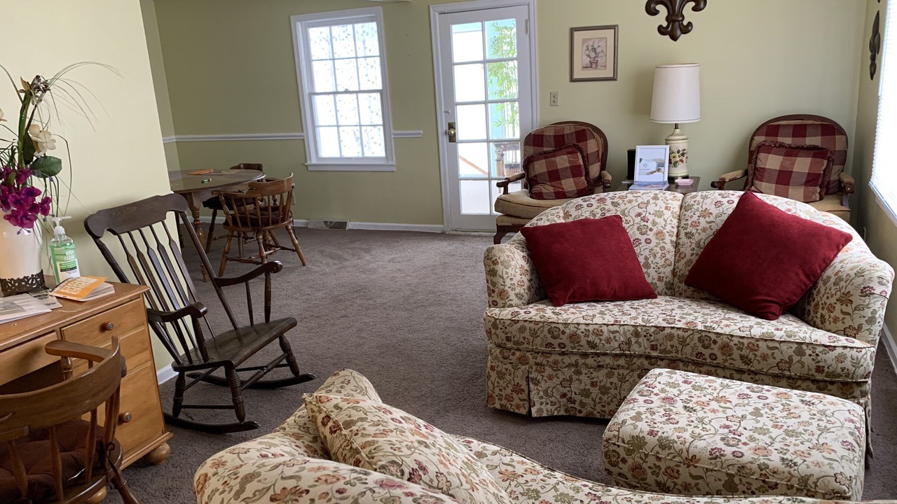 Photo of Livingroom in Alliance