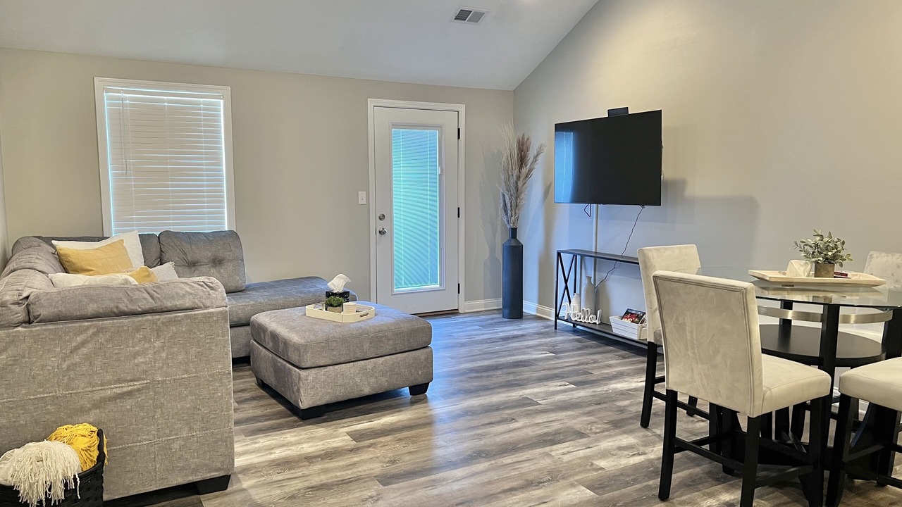 Photo of Livingroom in Richmond