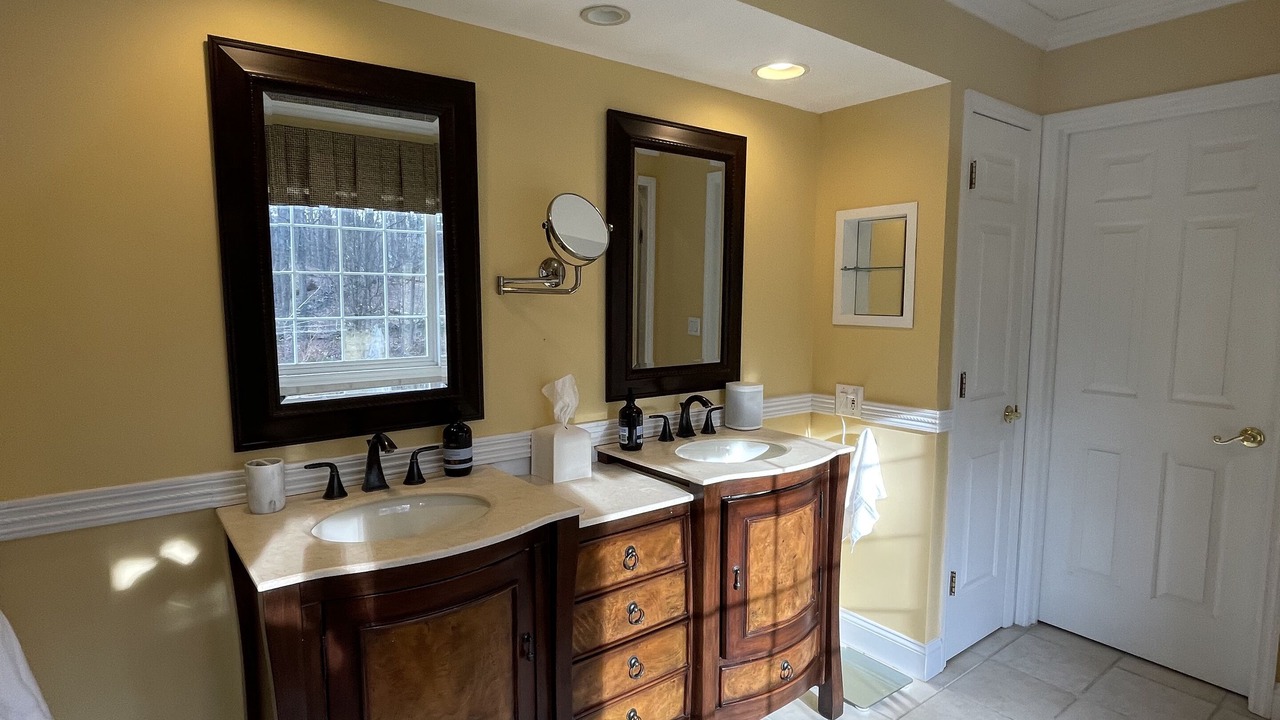Photo of Bathroom in Lagrangeville