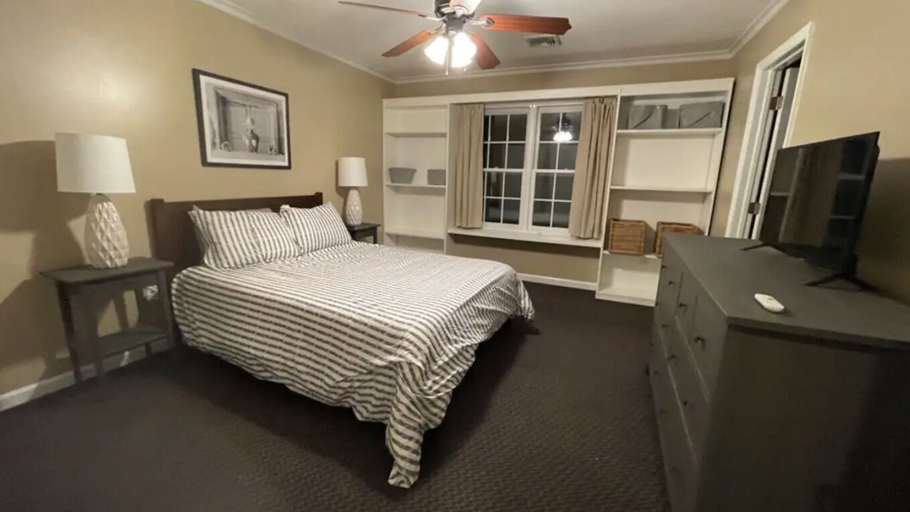 Photo of Bedroom in Lagrangeville