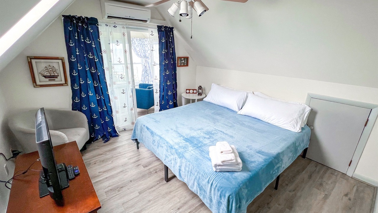 Photo of Patio Balcony in Silver Beach
