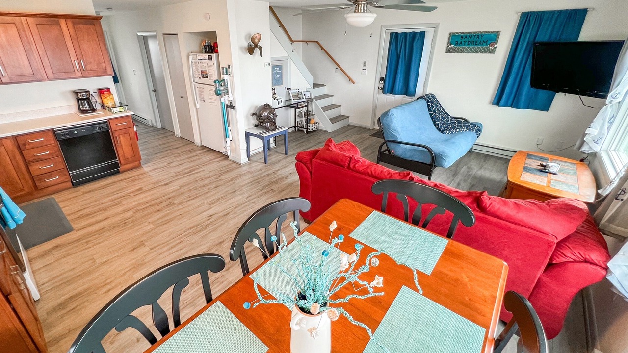 Photo of Bedroom in Silver Beach