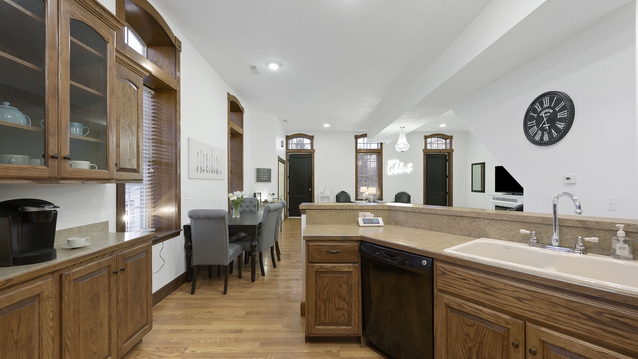 Photo of Kitchen in Elyria