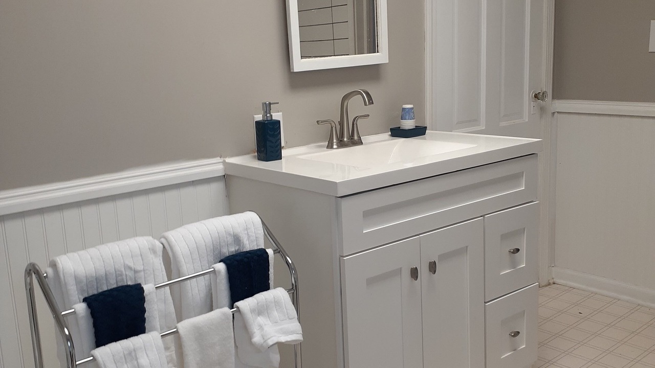 Photo of Bathroom in Warren