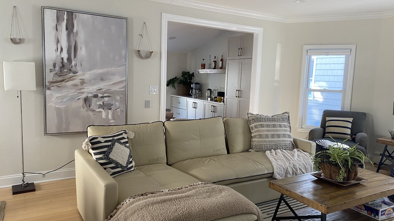Photo of Livingroom in Bradley Beach