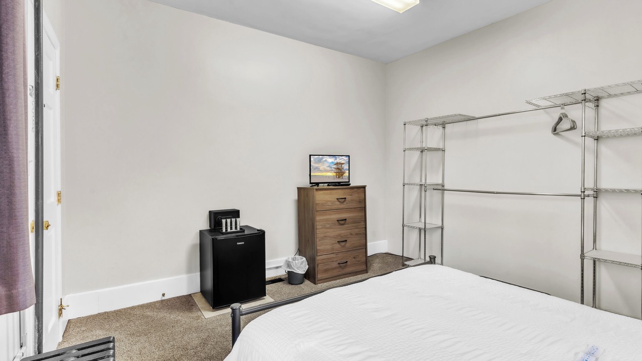 Photo of Bedroom in Coraopolis