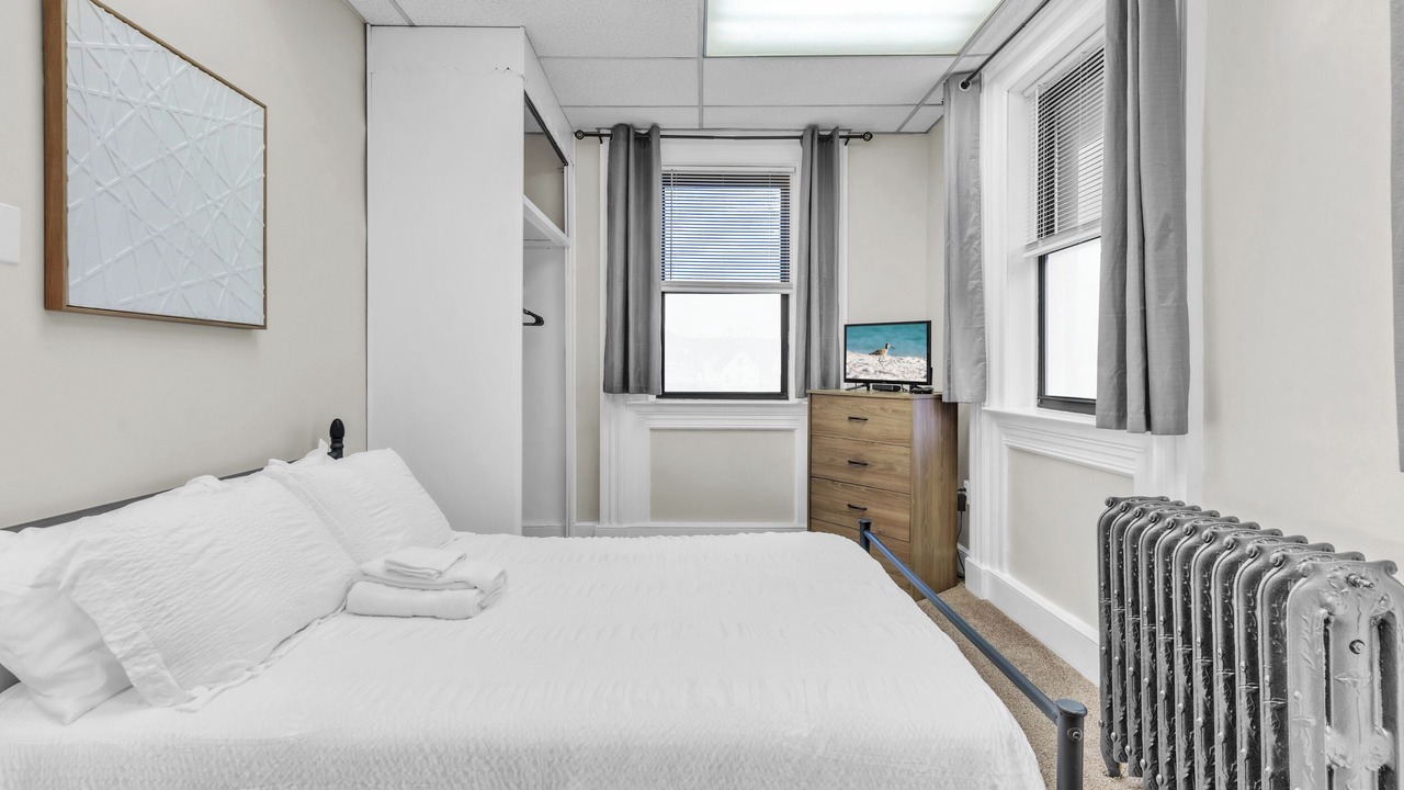 Photo of Bedroom in Coraopolis