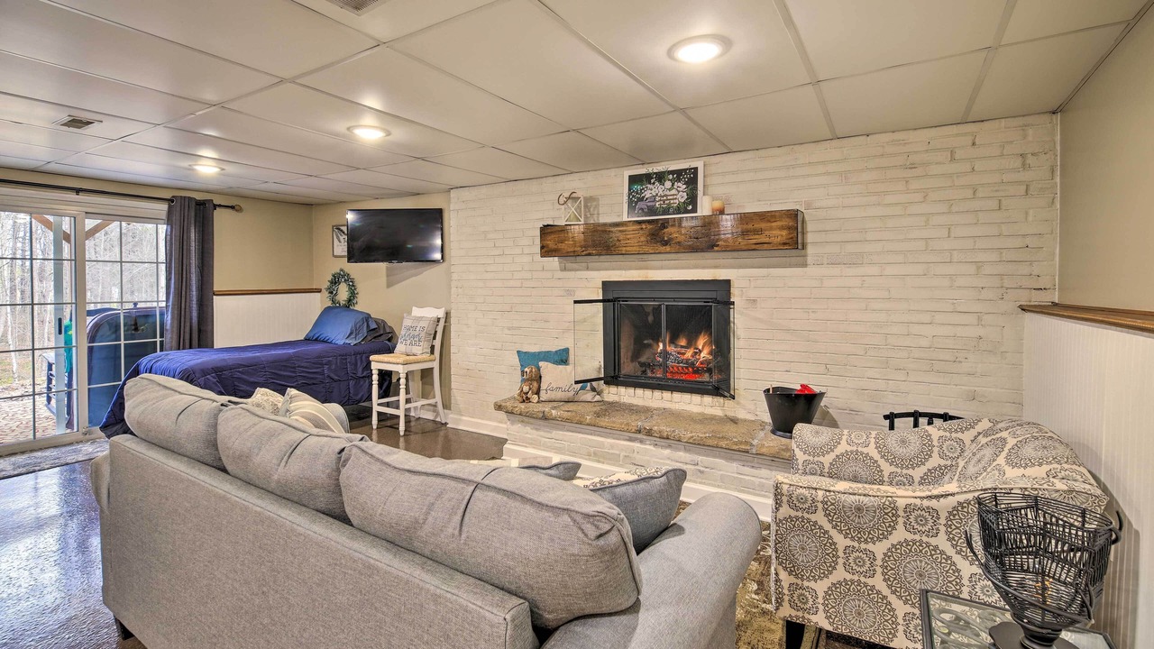 Photo of Livingroom in Eccles