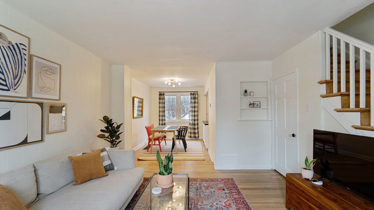 Photo of Livingroom in Roxborough-Manayunk