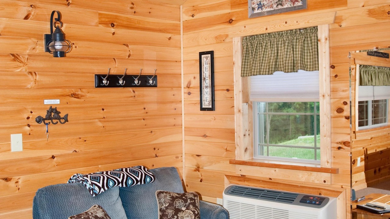 Photo of Livingroom in Flintstone