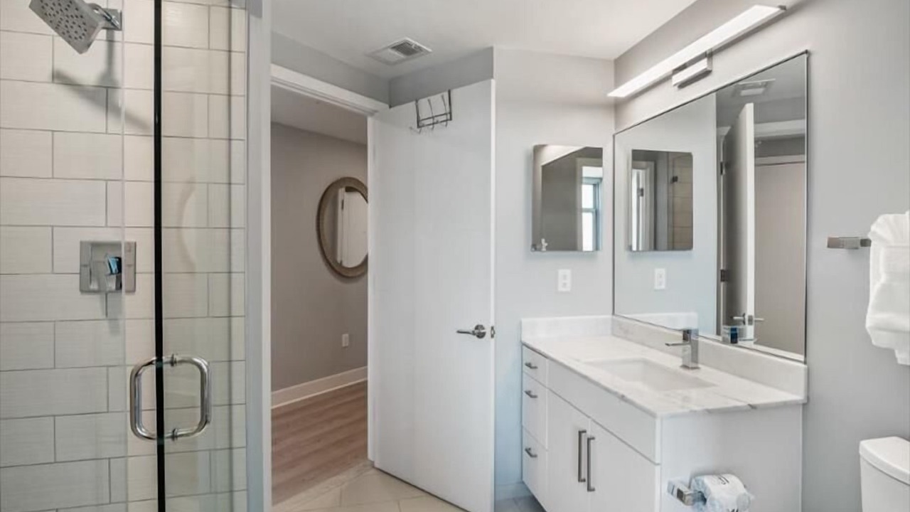Photo of Bathroom in Woodmont Triangle