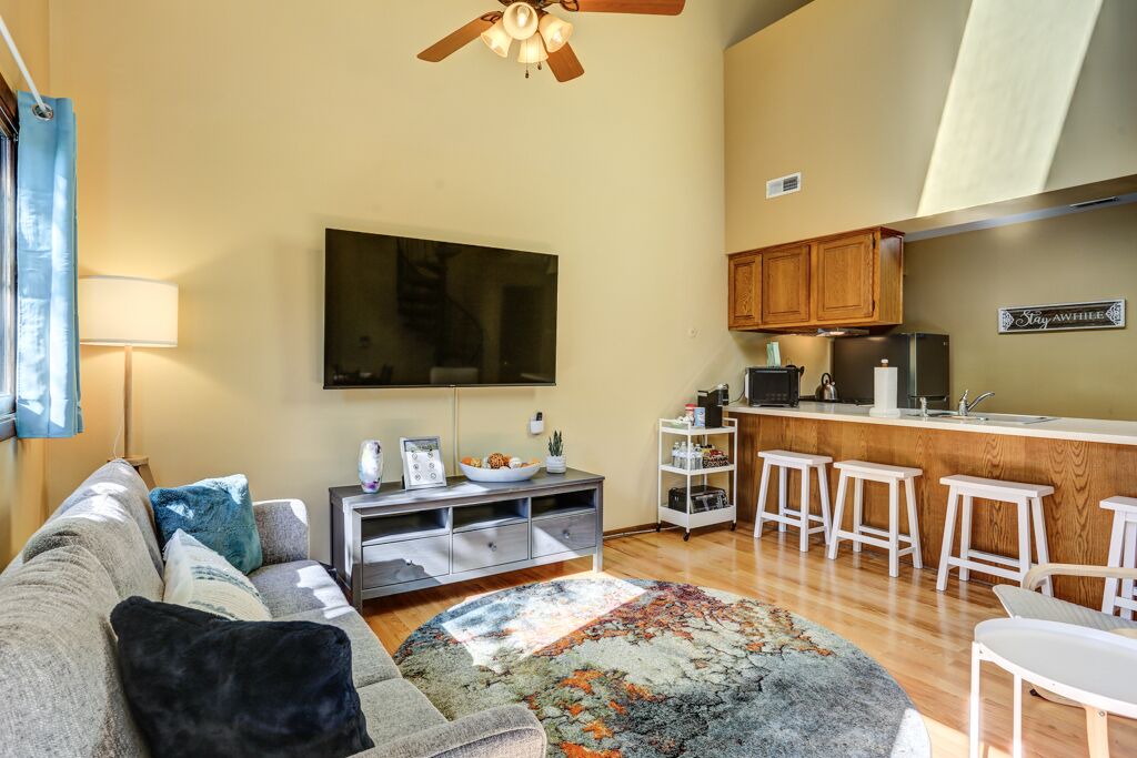 Photo of Livingroom in Vernon