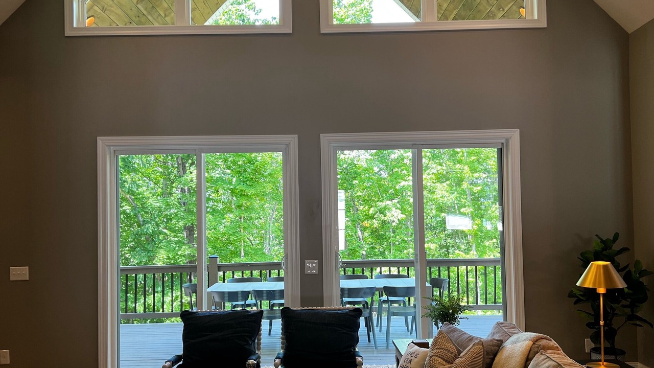 Photo of Livingroom in Caryville
