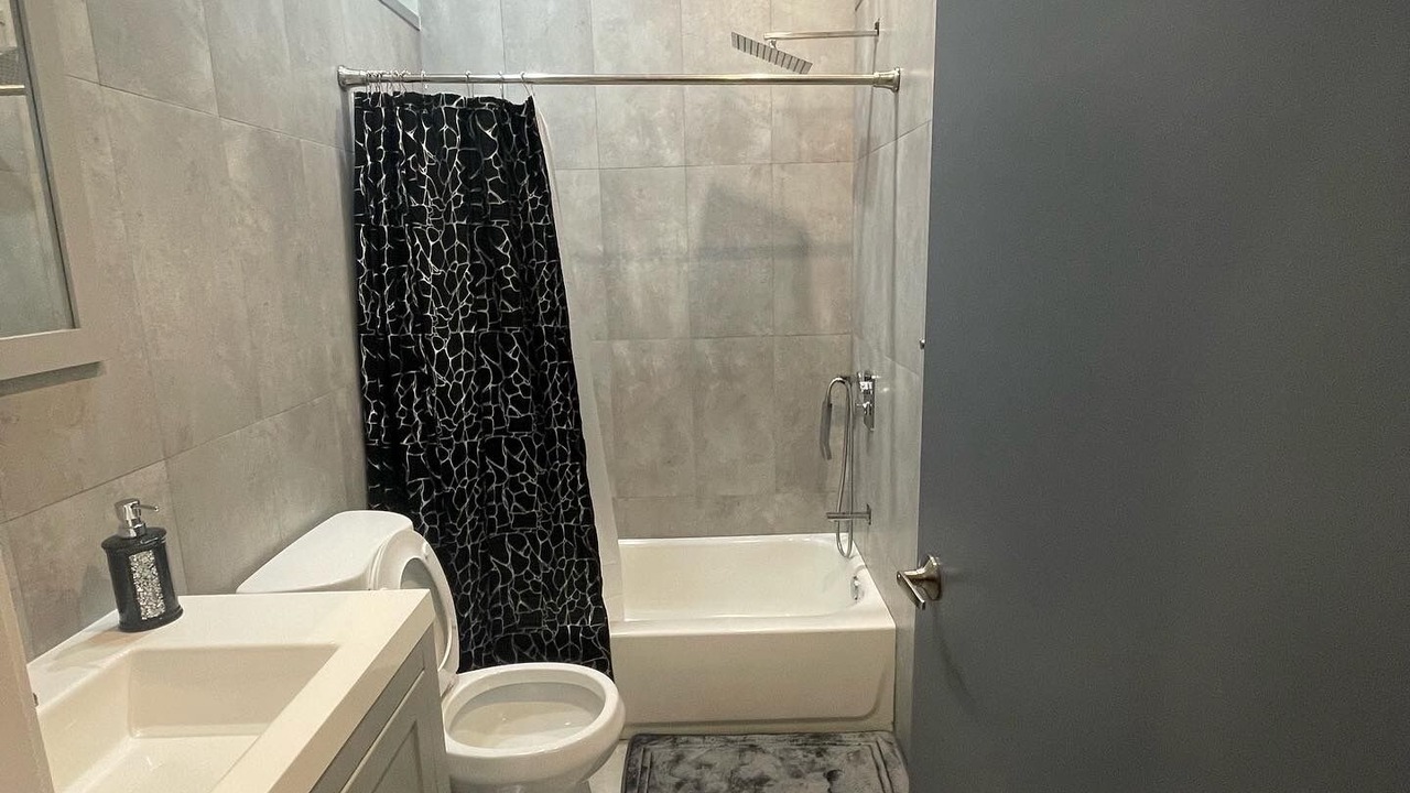 Photo of Bathroom in North Philadelphia East