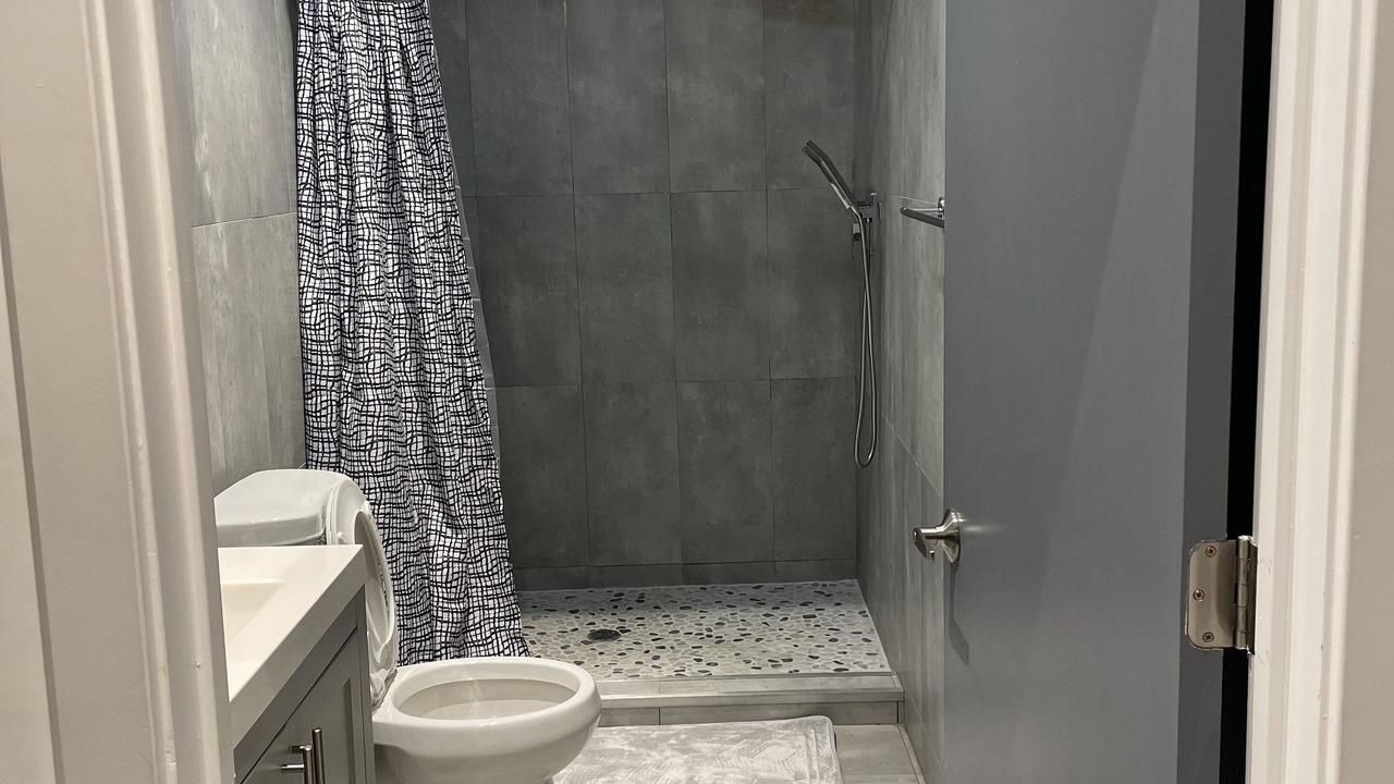 Photo of Bathroom in North Philadelphia East