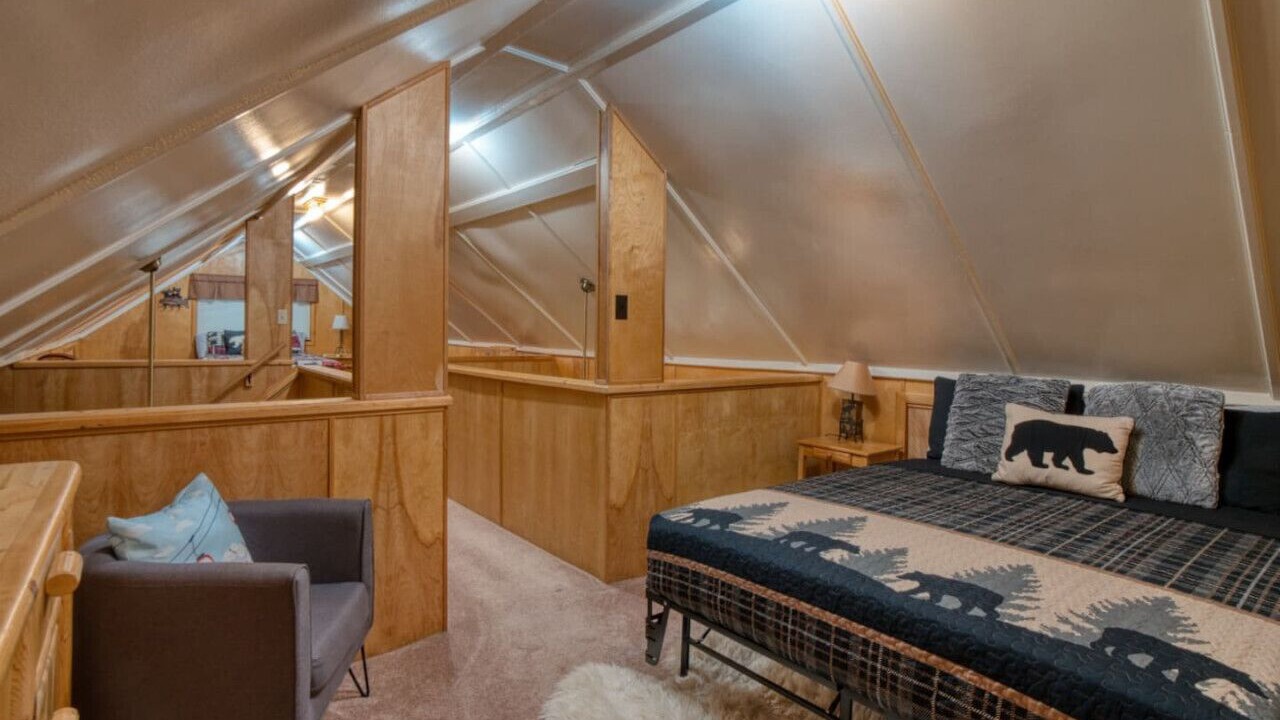 Photo of Bedroom in Island Park