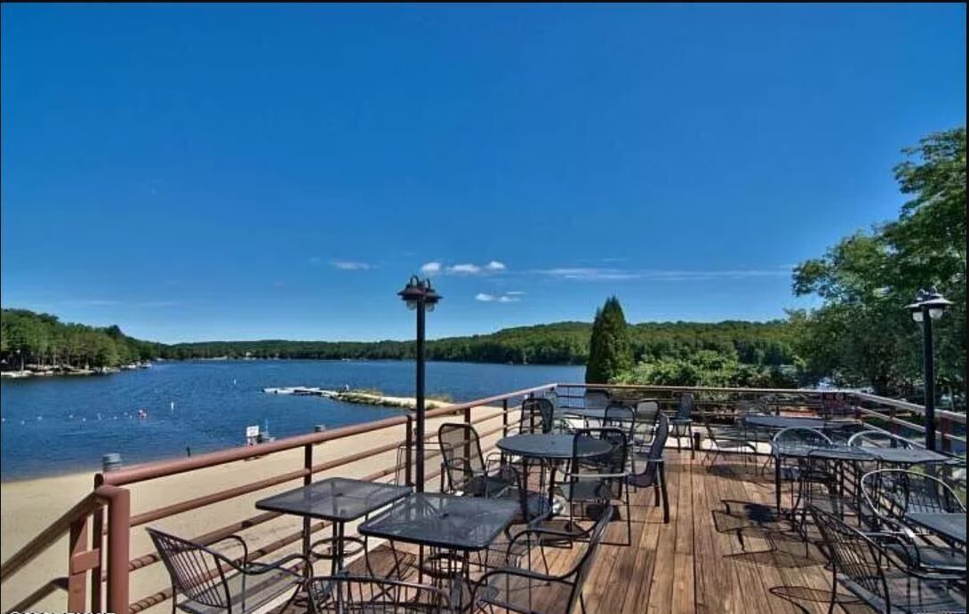 Photo of Outdoor in Lake Ariel