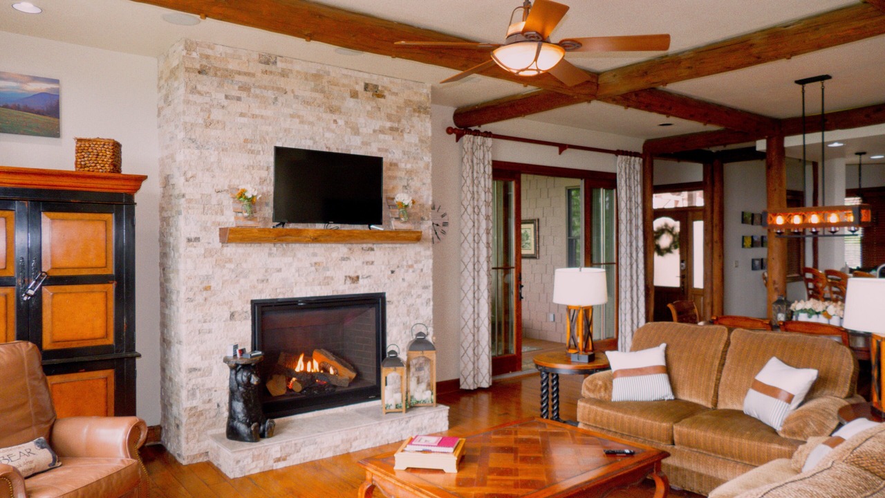 Photo of Livingroom in Burnsville