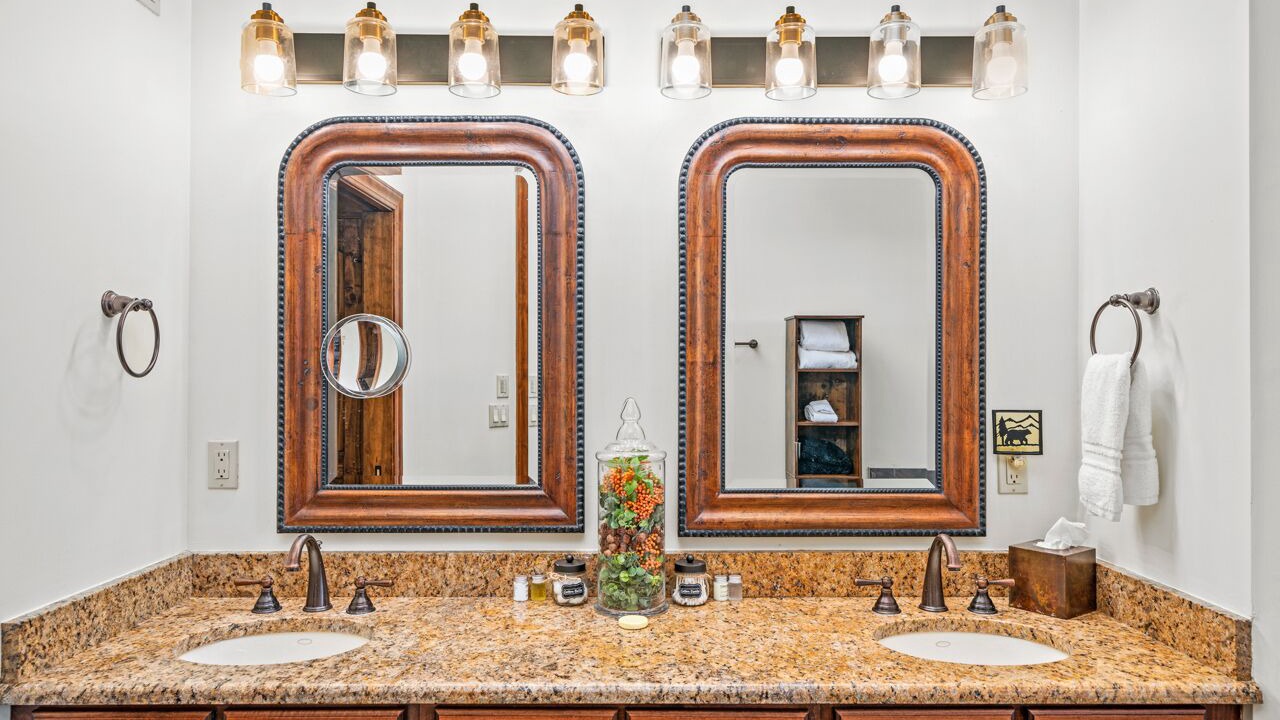 Photo of Bathroom in Burnsville