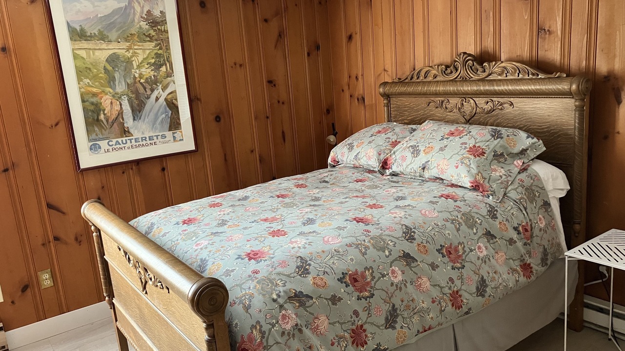 Photo of Bedroom in Woxall