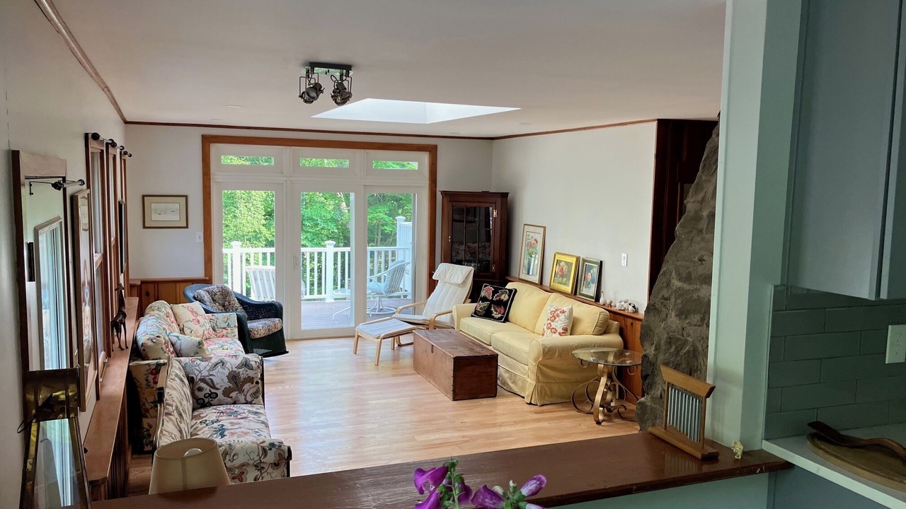 Photo of Livingroom in Woxall
