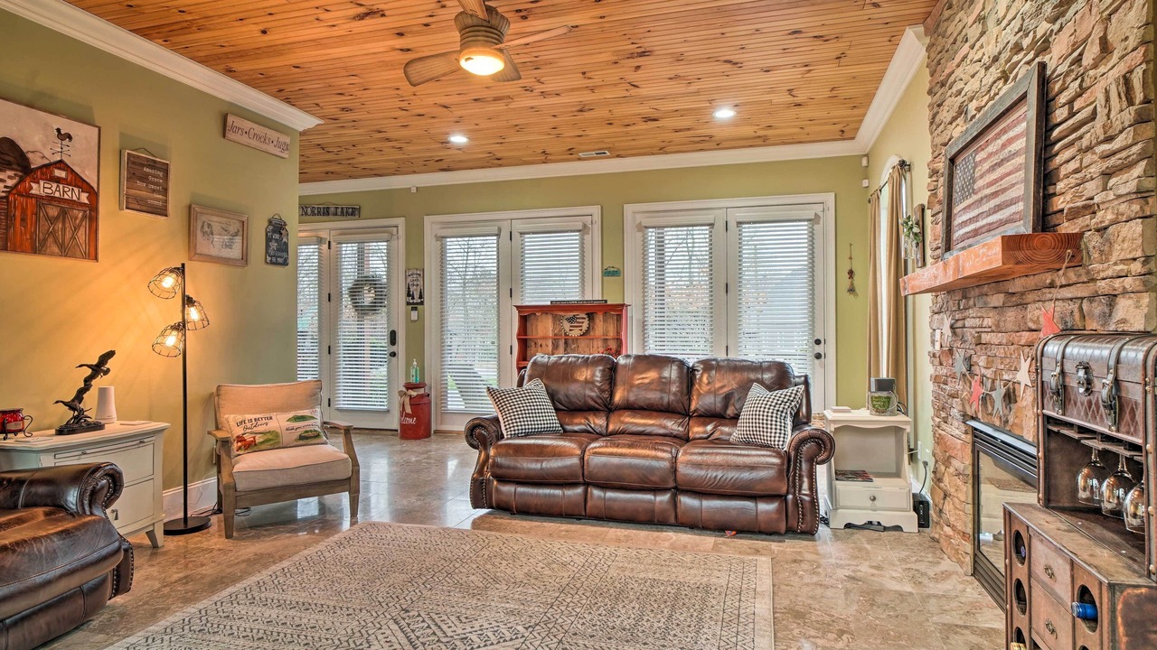 Photo of Bedroom in Sharps Chapel