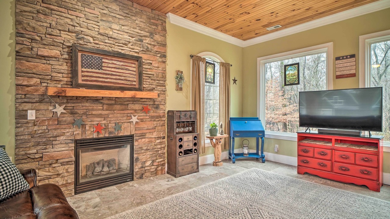 Photo of Bedroom in Sharps Chapel