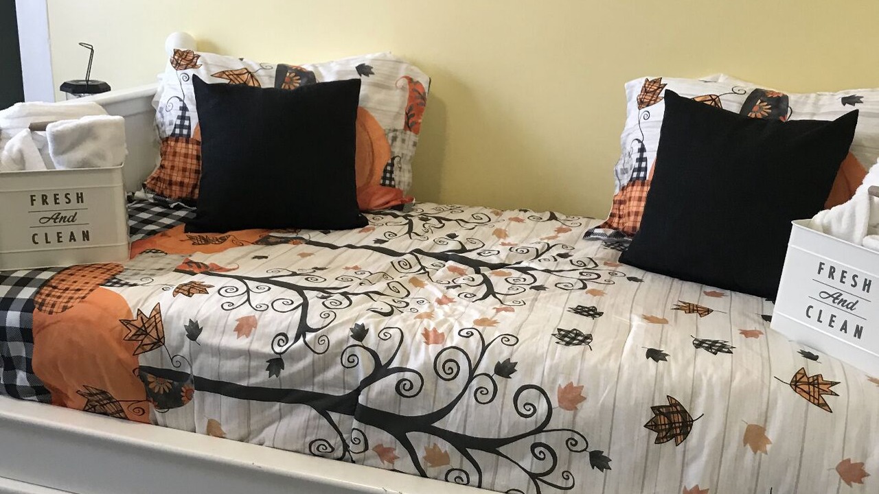 Photo of Bedroom in Mount Carbon
