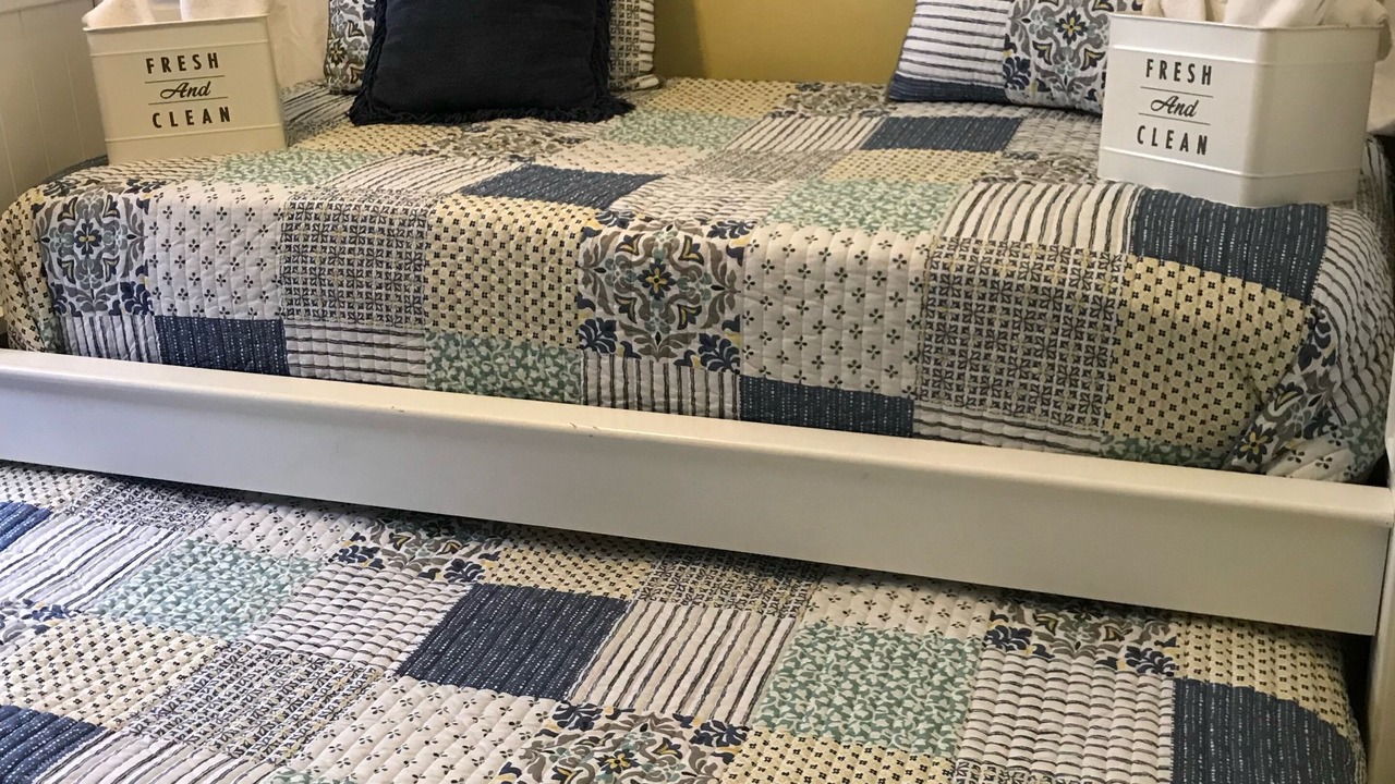 Photo of Bedroom in Mount Carbon