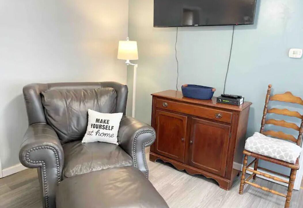 Photo of Livingroom in Mount Carbon