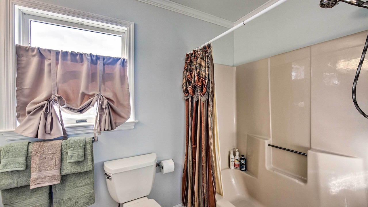 Photo of Bathroom in East Earl