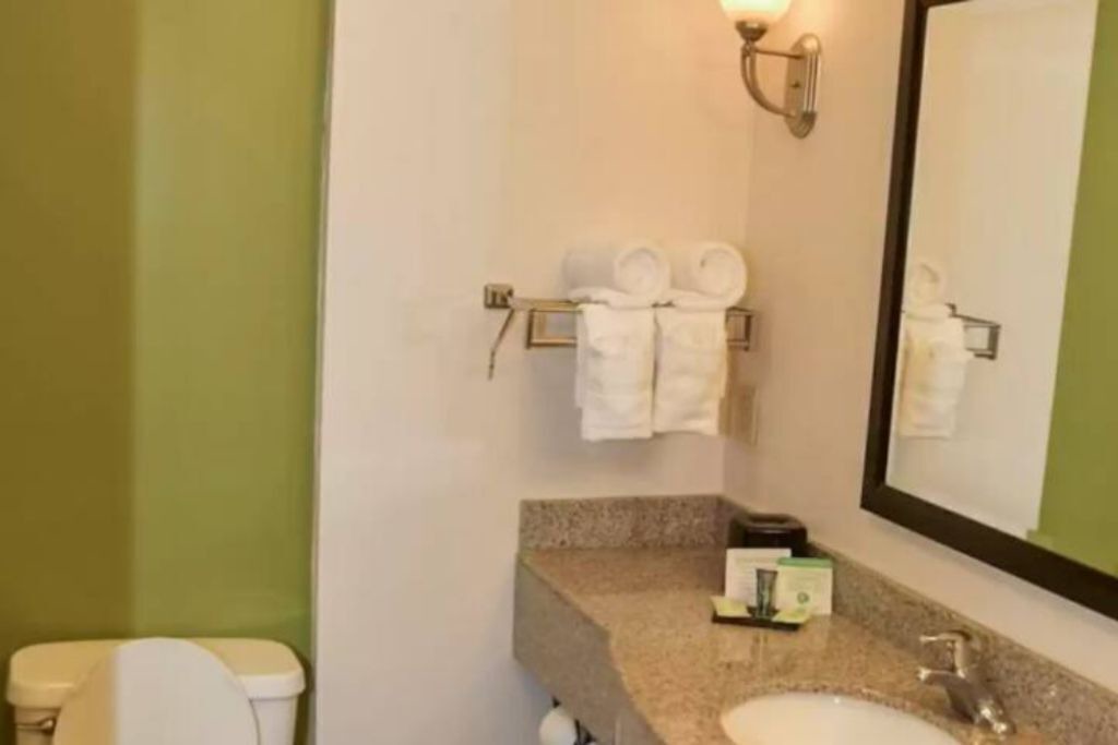 Photo of Bathroom in Laurel
