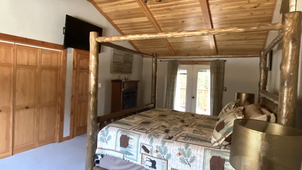 Photo of Bedroom in Dushore