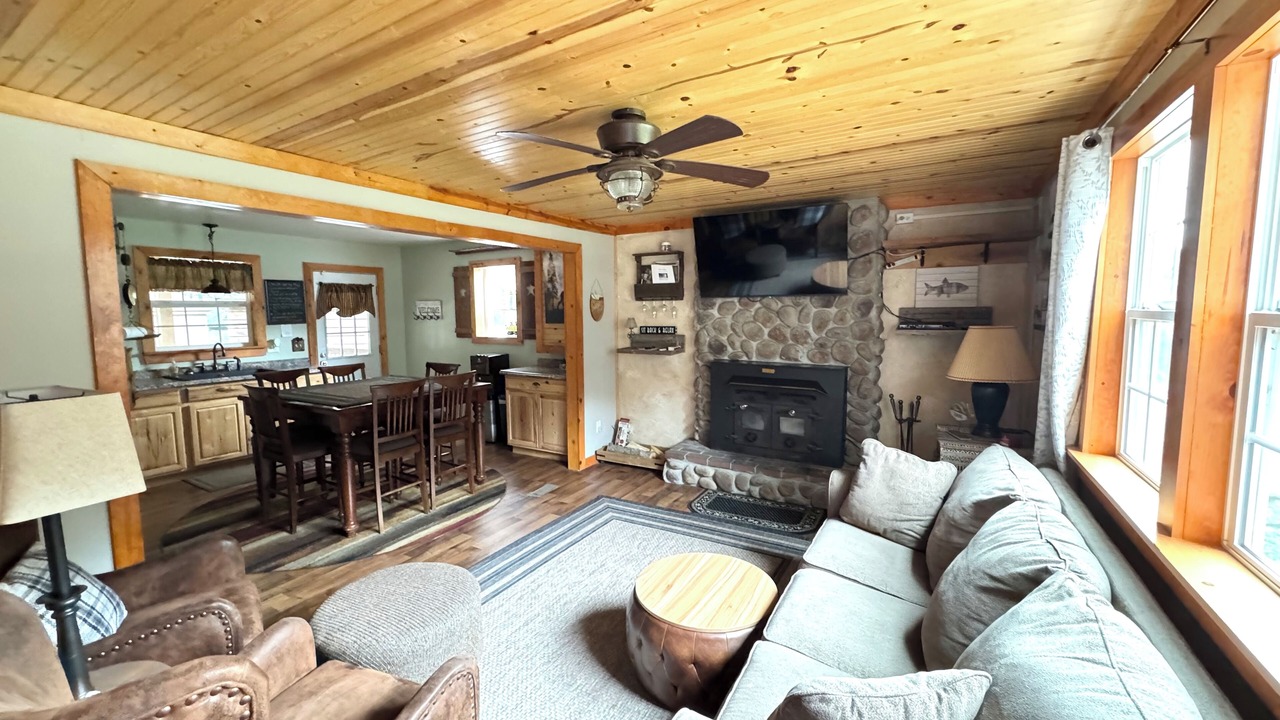 Photo of Livingroom in Dushore