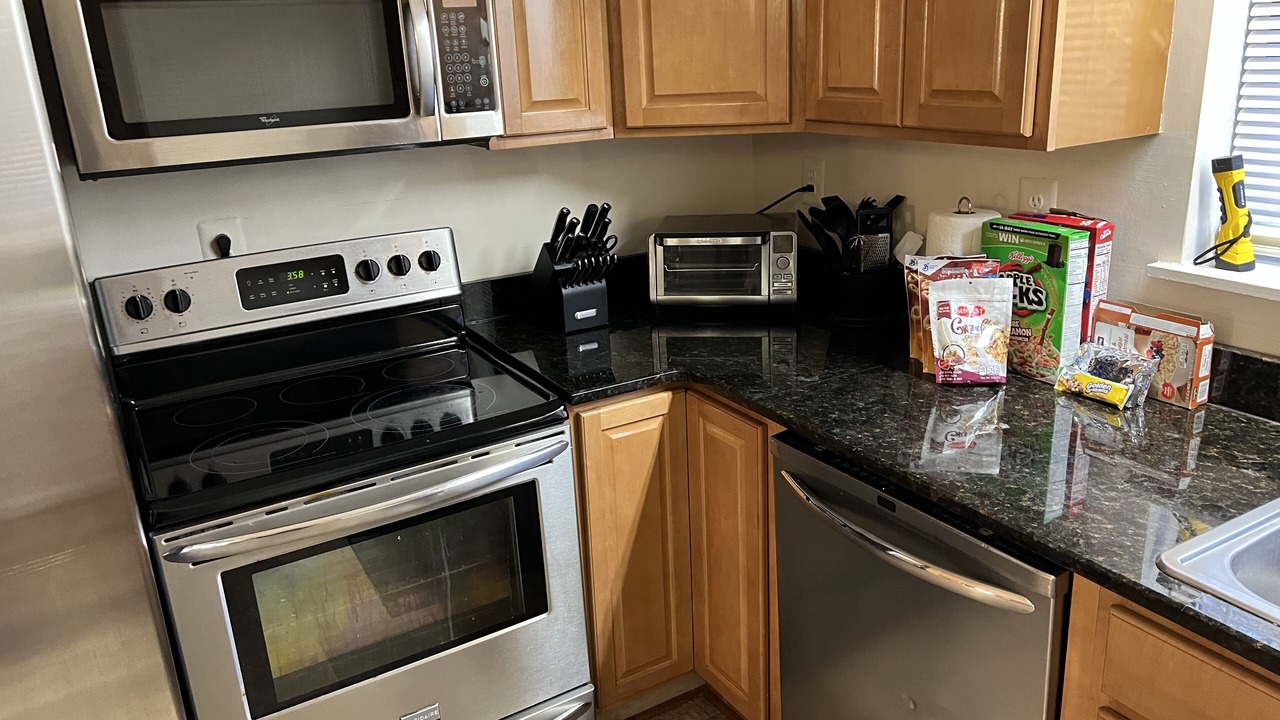 Photo of Kitchen in Calvert Beach-Long Beach