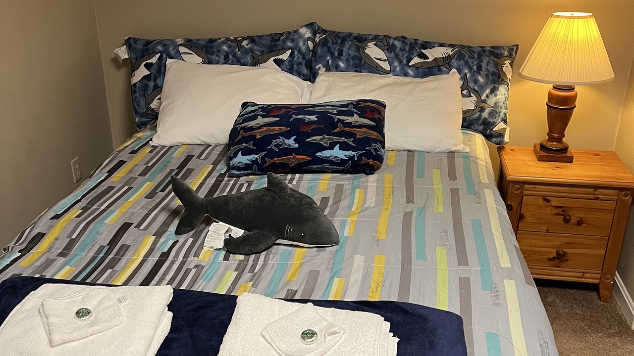 Photo of Bedroom in Calvert Beach-Long Beach