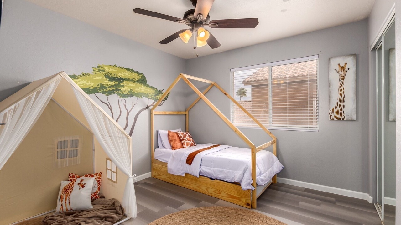 Photo of Bedroom in Superstition Springs