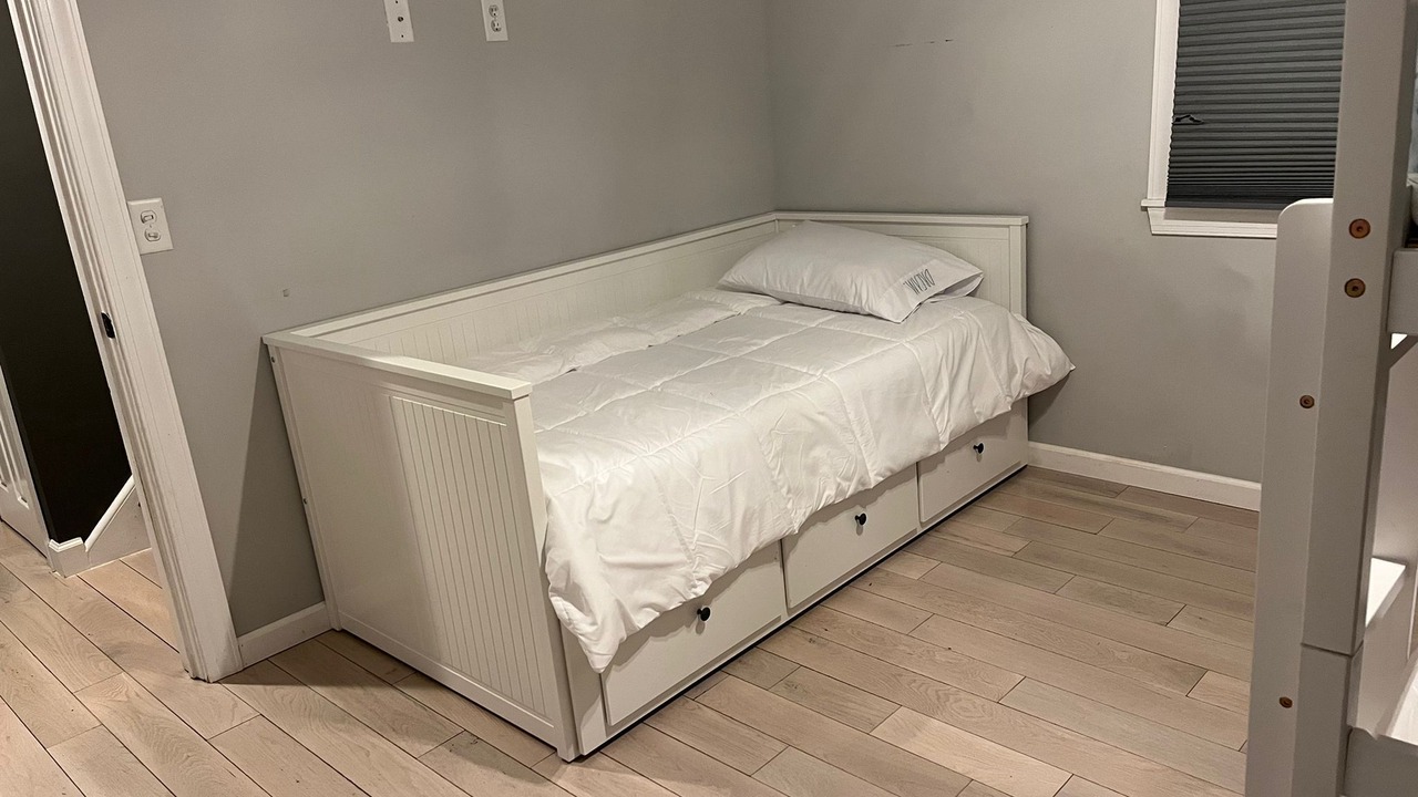 Photo of Bedroom in Bayville