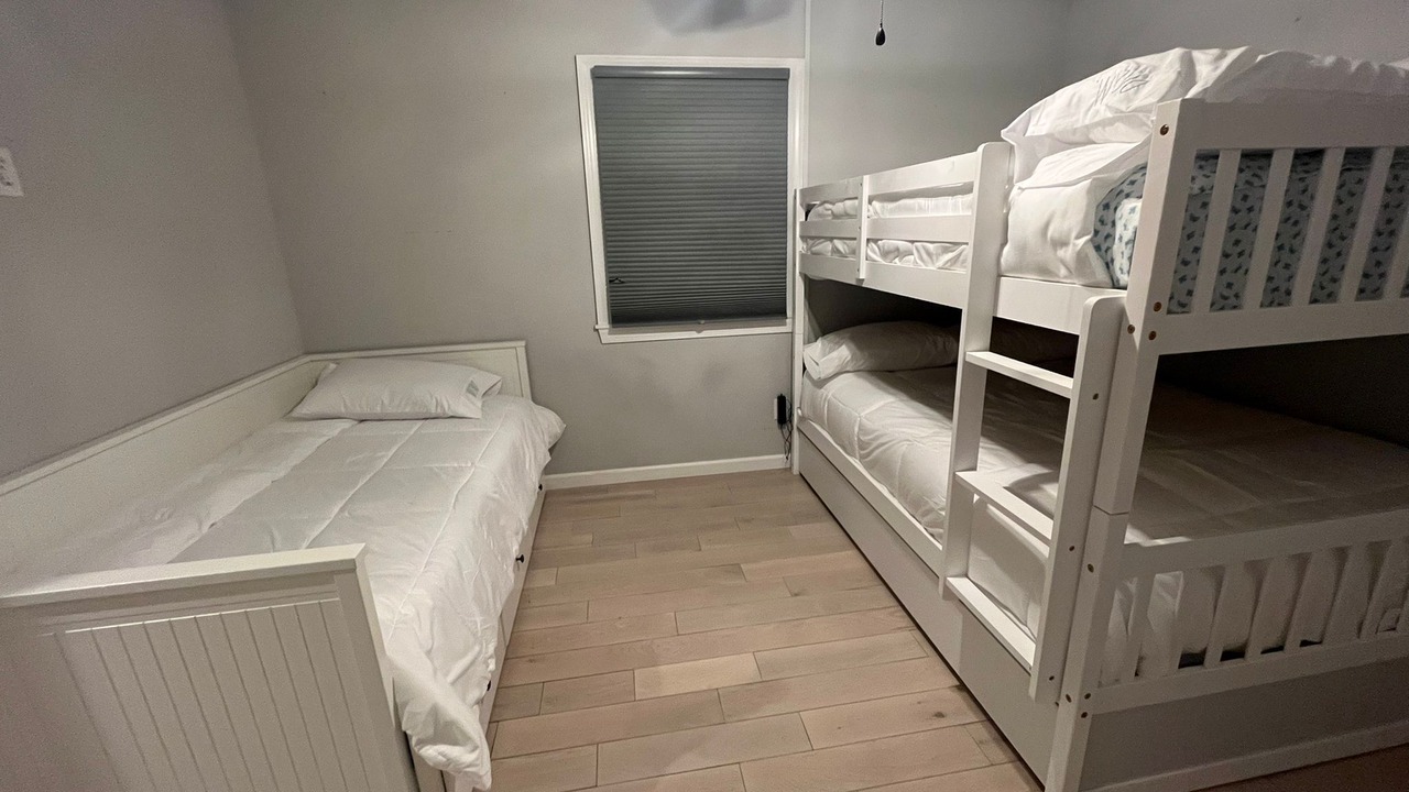 Photo of Bedroom in Bayville